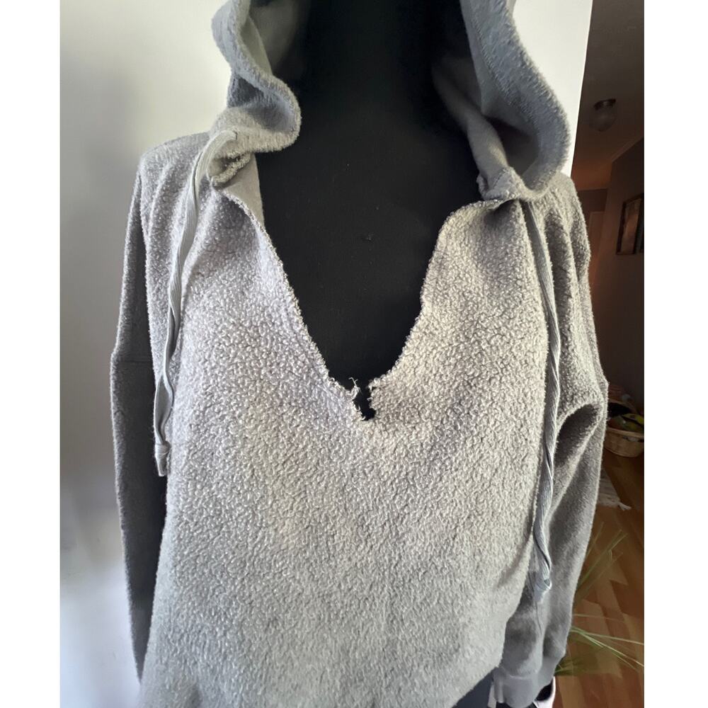 AMERICAN EAGLE Cropped Hoodie Sweatshirt - Picture 4 of 6